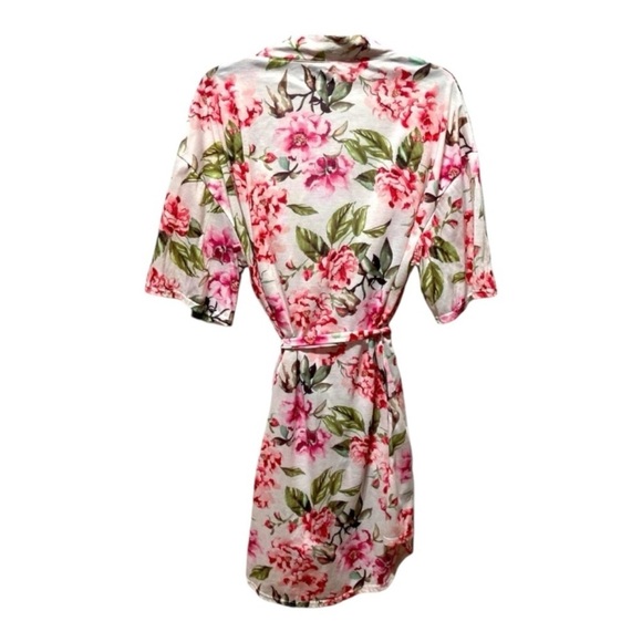 Show Me Your MuMu Coverup- Lightweight Robe - Picture 2 of 3